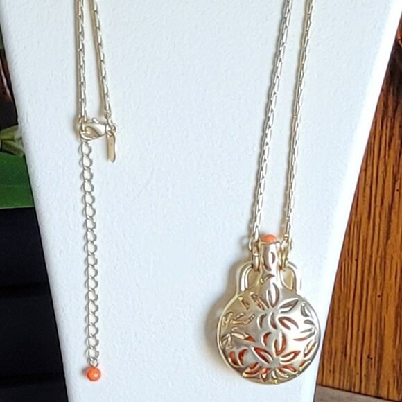 Retired Lia Sophia Tangy Necklace - Picture 4 of 5